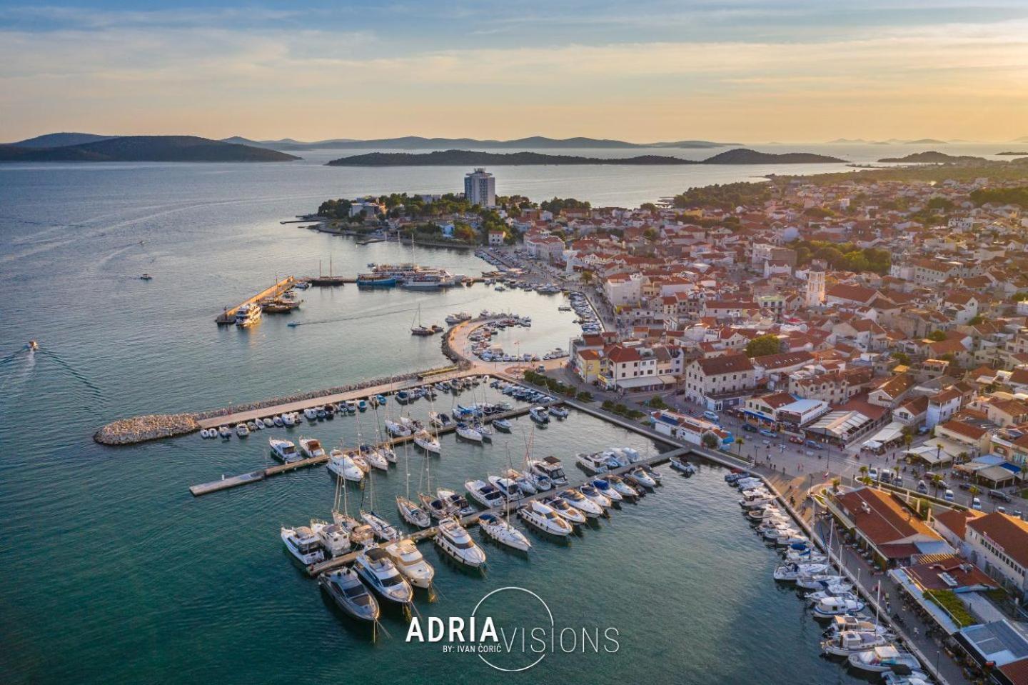 Refresh Boutique Suites - Central Point Vodice Dış mekan fotoğraf
