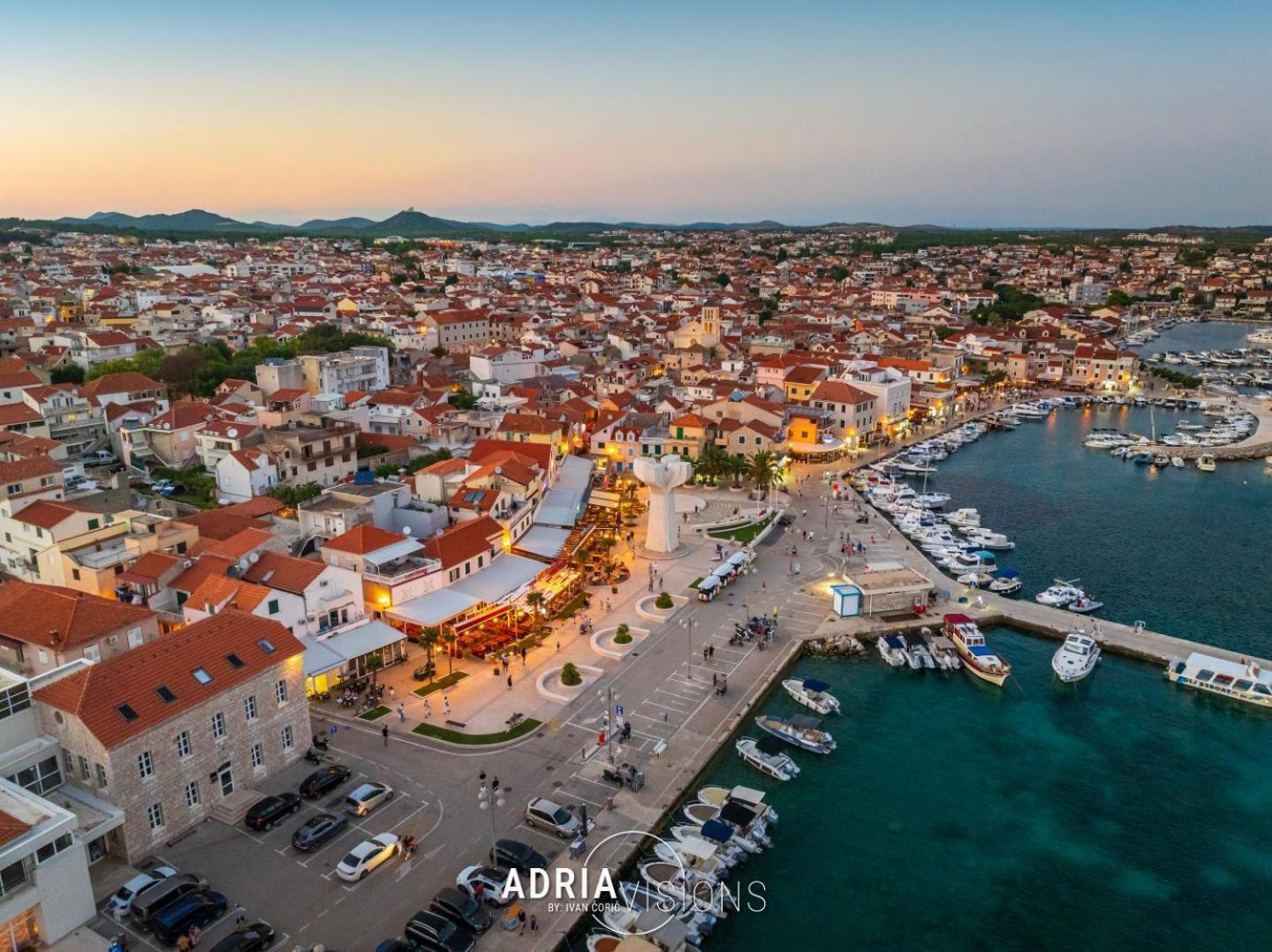 Refresh Boutique Suites - Central Point Vodice Dış mekan fotoğraf